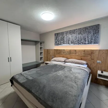 Les Maisons De Karen The House Apartment Gignod