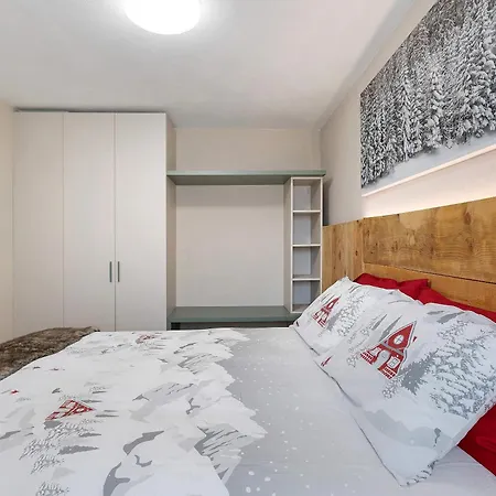 Les Maisons De Karen The House Apartment Gignod