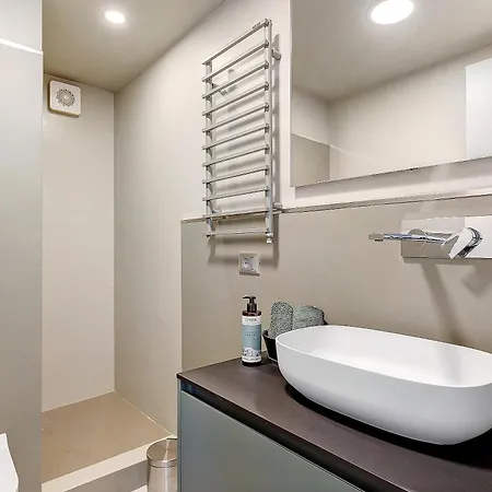 Les Maisons De Karen The House Apartment